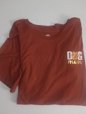 Dog Mom tee By Positivi sz L